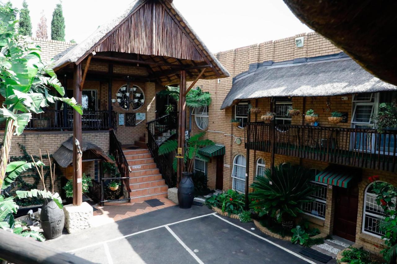 Big 5 Guest House Вітбанк Екстер'єр фото